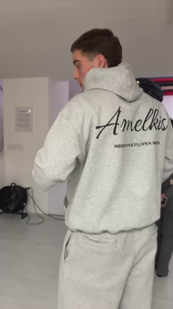 Amelkis basic hoodie in grey